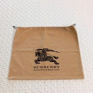 BURBERRY DUST BAG 17" H X 21" W